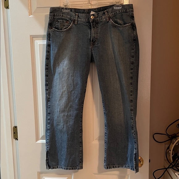 Lucky Brand Crop Blue Jeans Made in USA - Picture 1 of 14